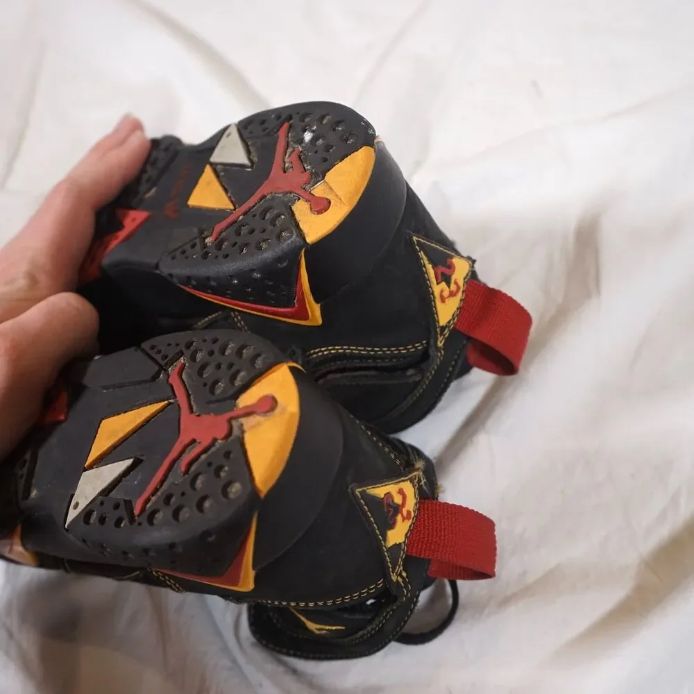 Nike Air Jordan 7 Retro “Citrus” 2022 Sneakers Youth Size 5Y DQ6040-081